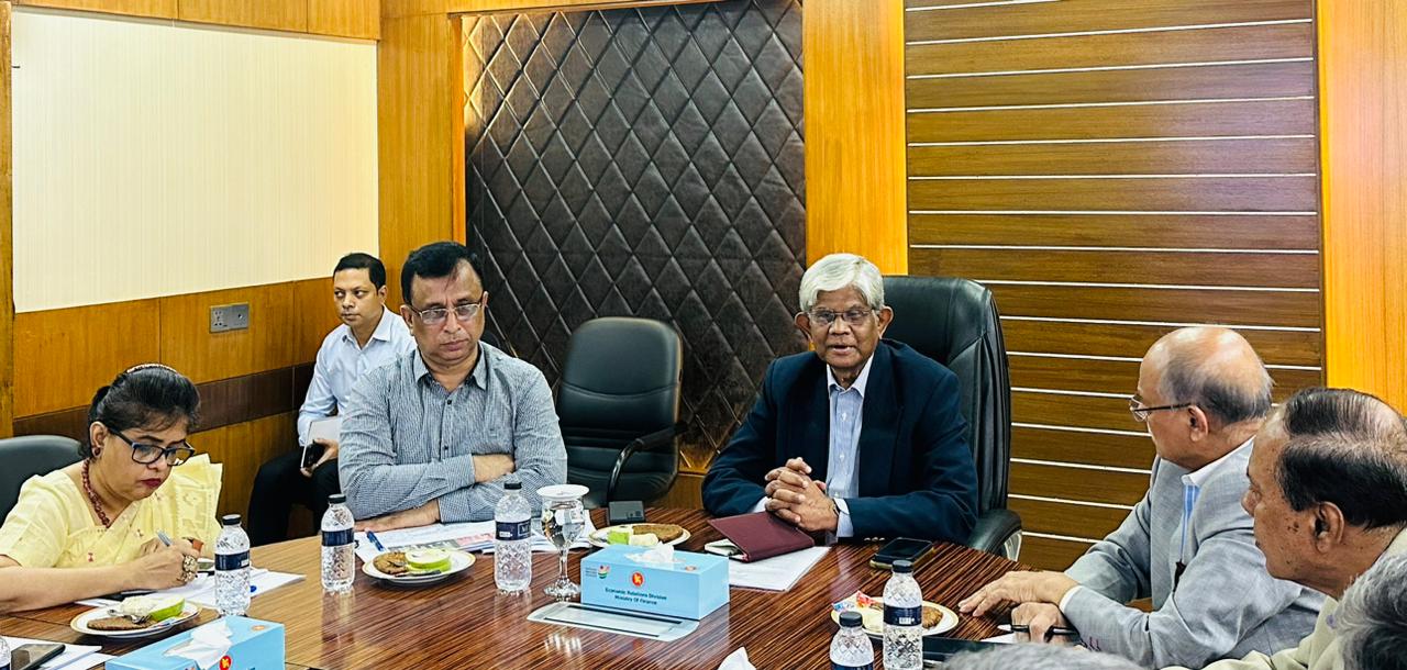 দেশের স্বার্থে কাজ করতে ব্যবসায়ীদের প্রতি বাণিজ্য উপদেষ্টার আহবান